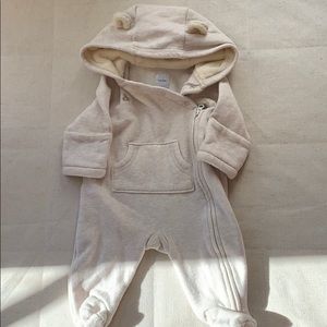 Baby Gap warm up onies Bear